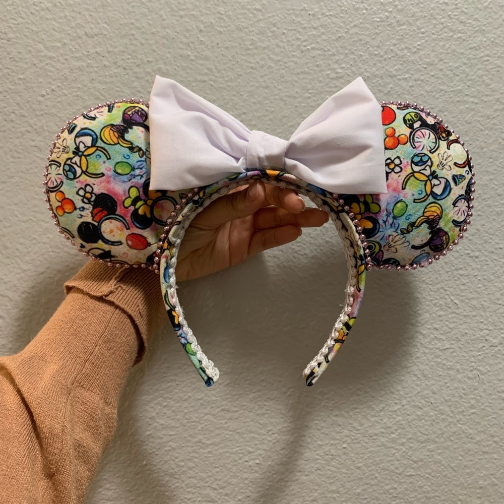 NEW Disney Floral Mouse Ears with White Bow